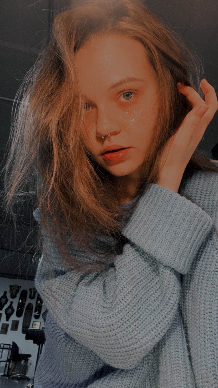 Cranberry Hot Cam Model Profile Stripchat