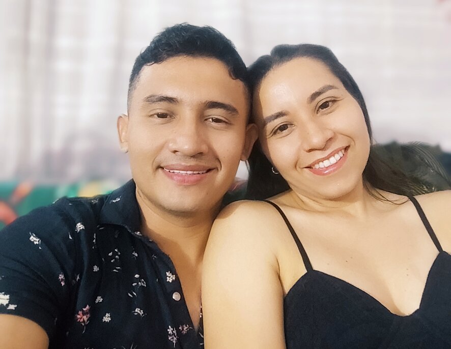 Latin Couple Hot Webcam Model Profile XHamsterLive