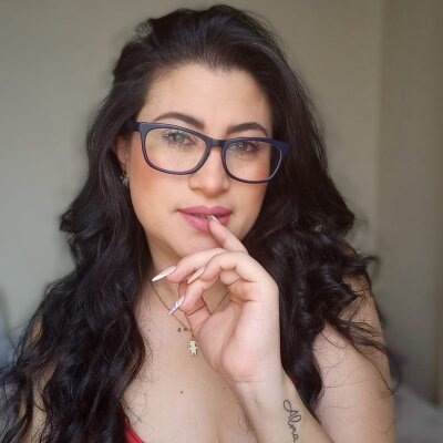Dessire Milf Stripchat Webcam Model Profile Free Live Sex Show