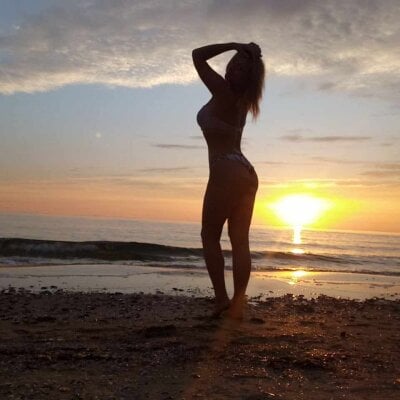 Daniela Myer Stripchat Webcam Model Profile Free Live Sex Show