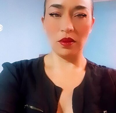 Emy Carters Stripchat Webcam Model Profile Free Live Sex Show