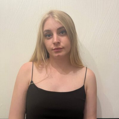 Modelka Lilly Love na kameře živá sex show a chat zdarma Stripchat