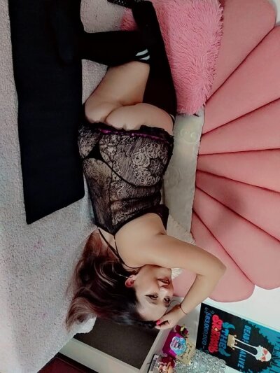 Dakotta Leon Stripchat Webcam Model Profile Free Live Sex Show