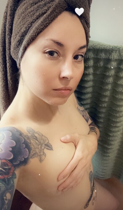 Goldengirlcartier Stripchat Webcam Model Profile Free Live Sex Show