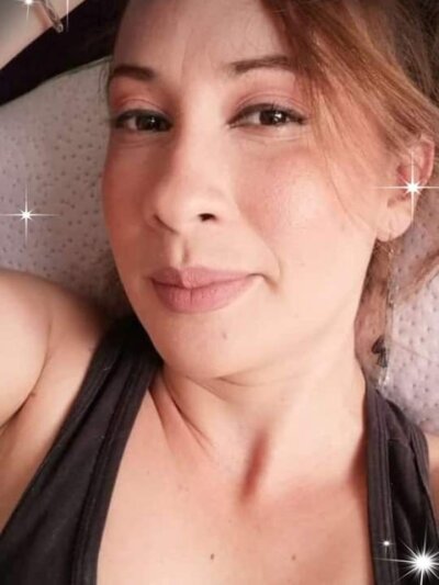 Modelka Mila Rouxt na kameře živá sex show a chat zdarma Stripchat