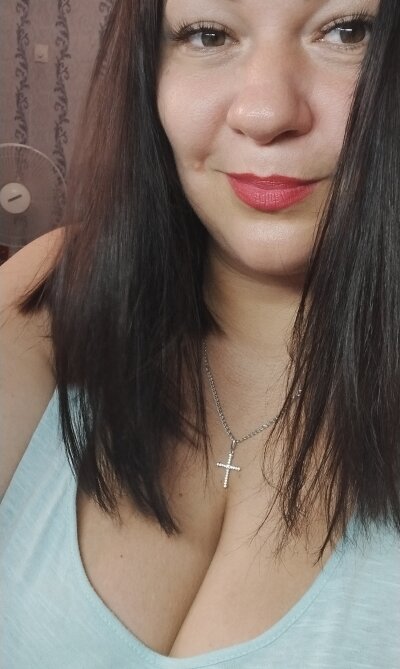 Modelka MillaNace na kameře živá sex show a chat zdarma Stripchat