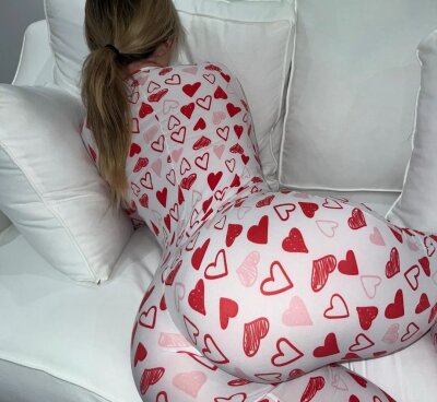 Laila Rous Stripchat Webcam Model Profile Free Live Sex Show