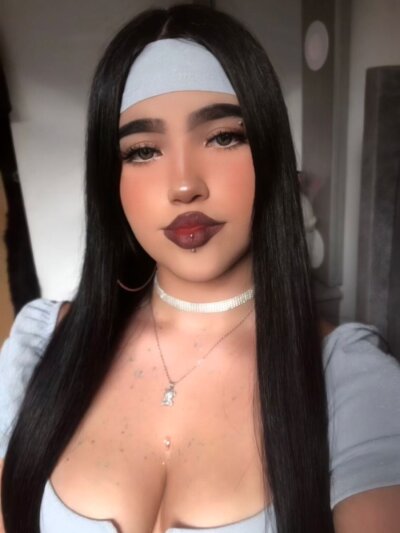 Hilary T Stripchat Webcam Model Profile Free Live Sex Show
