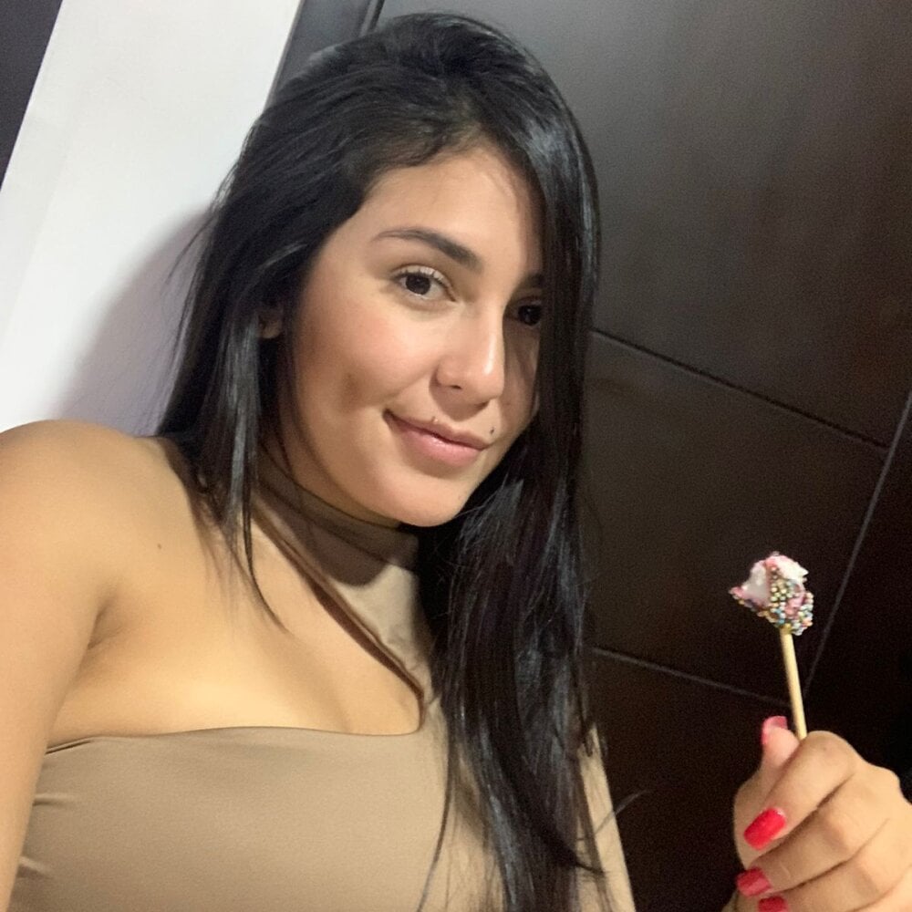 Bella Sumer Cam Model Free Live Sex Show Chat Stripchat