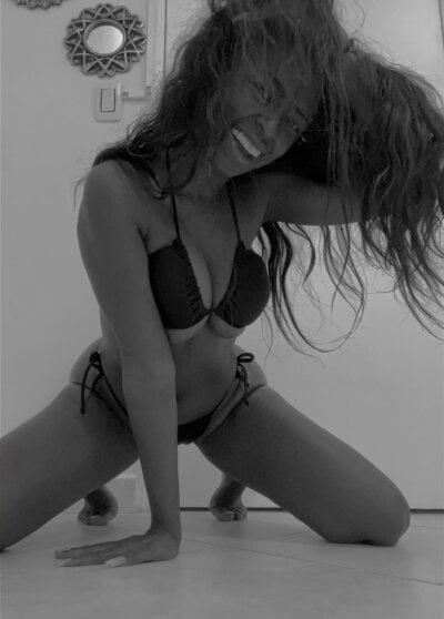 Nandry Foxx Stripchat Webcam Model Profile Free Live Sex Show