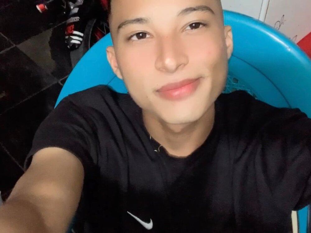 Juan Reales S From Stripchat Free Live Sex Cam On FilterCams