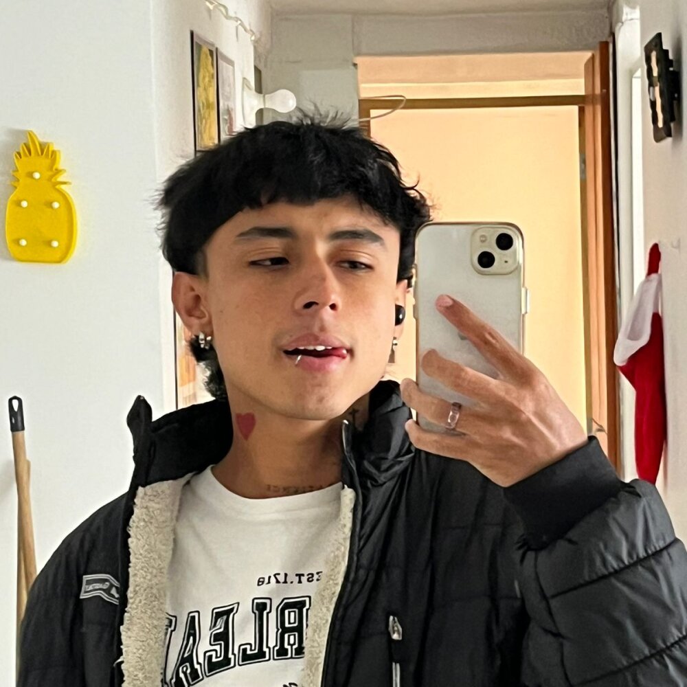 Modelka Bonnie purple19 na kameře živá sex show a chat Stripchat