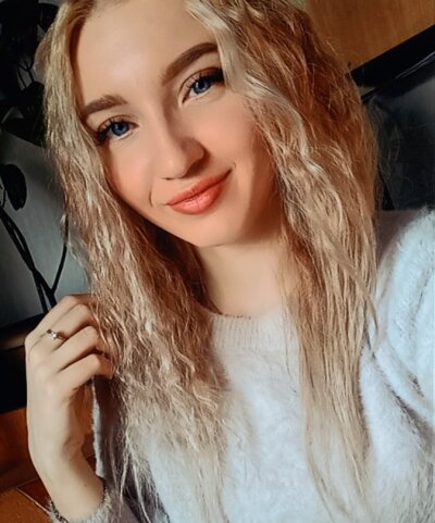 Kriss Kisss Stripchat Webcam Model Profile Free Live Sex Show