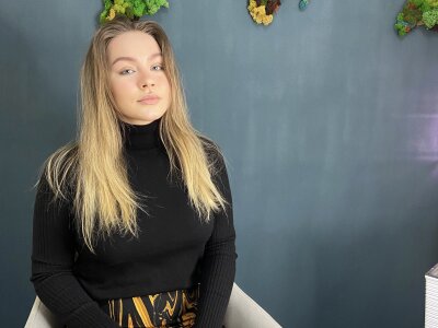 SophiePiers Cam Model Free Live Sex Show Chat Stripchat