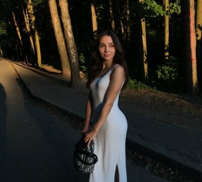 Royalygirls Cam Model Free Live Sex Show Chat Stripchat