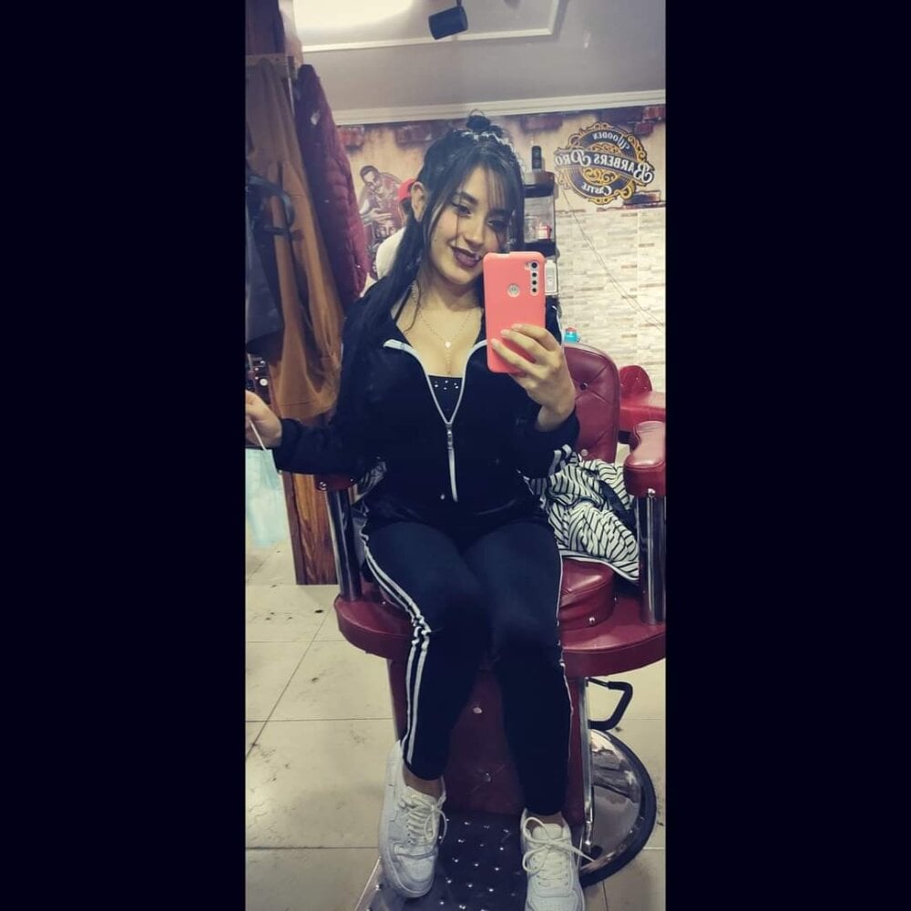 Luna Hot Webcam Model Profil XHamsterLive