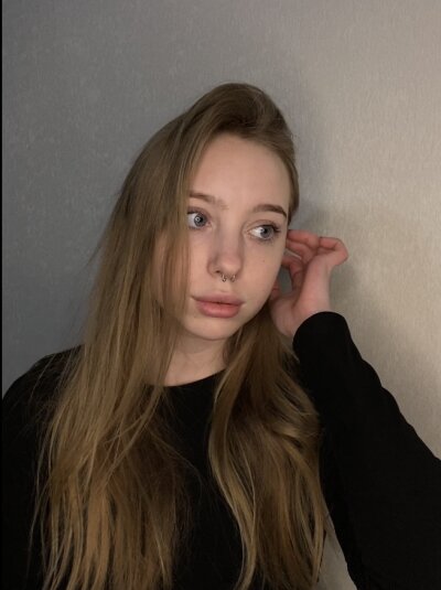 Modelka Sarahmooref Na Kame E Iv Sex Show A Chat Zdarma Stripchat