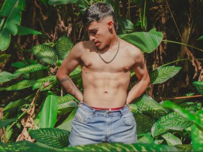 Miike Leon Cam Model Free Live Sex Show Chat Stripchat