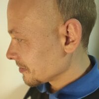 Bandit-Lenin's Offline Chat Room