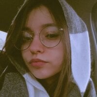 EugeniaEarnest webcam model