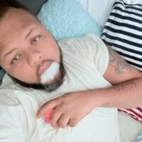 papijusto model avatar