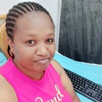 JUICEYLIPS33 webcam model