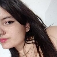 Bilik Sembang Luar Talian Alison_Brand