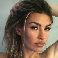 Liliwii1 webcam model