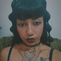 Aisha_Miller18 webcam model