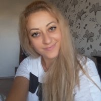 SweetDana's Offline Chat Room