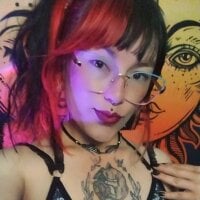 LunaBunny8 webcam model