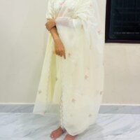 Rakhi5566