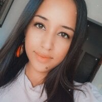 keira_walker's Offline Chat Room