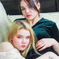 kaylagreen_evaelfiie's Offline Chat Room