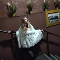 Katt_strechx3's Offline Chat Room