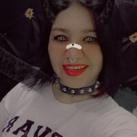Penelope28's Offline Chat Room