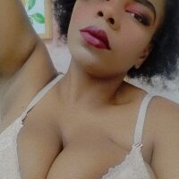 Idiris_big fully nude on webcam for live porn video chat