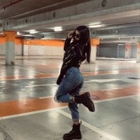 RominaFlorina's Offline Chat Room