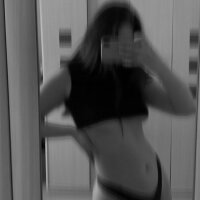 LaurenSlmon Offline Chatrum