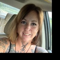 غرفة دردشة RedVixen1012 دون اتصال