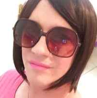 mariahot32's Offline Chat Room