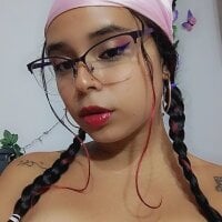 EmilyMeoww webcam model