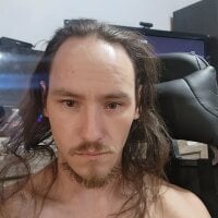 LilWhyteBoiGamer webcam model