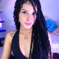 LuciaBabyJhonnes webcam model