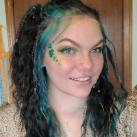 Sluttystoner247 Adlı Modelin Çevrimdışı Sohbet Odası