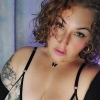 saara_queen_ webcam model
