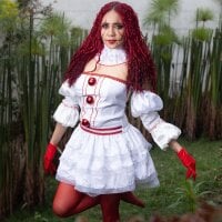 IsabelaLatina webcam model