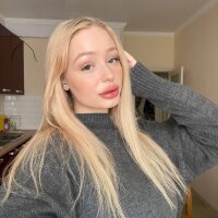 prettyyyyy_selena from Stripchat