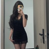 miumiu-66 webcam model