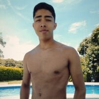 Chritopher_Lux's Offline Chat Room